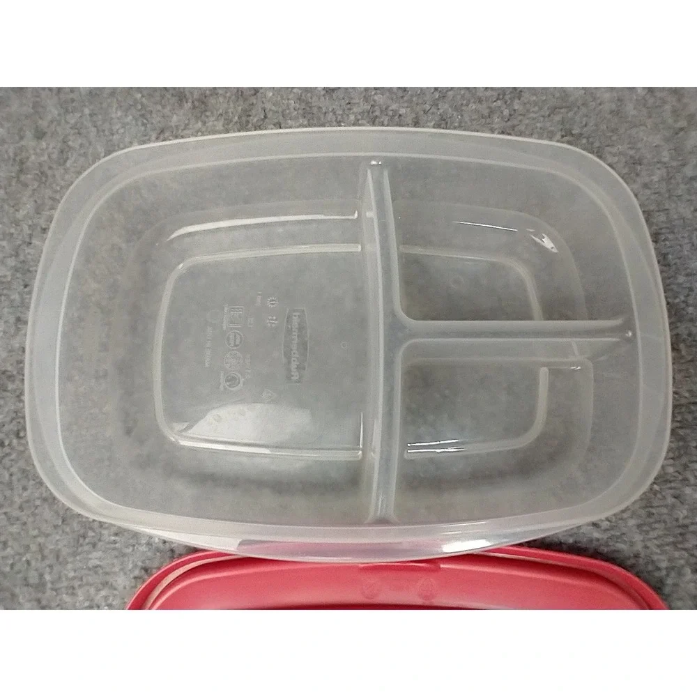 Rubbermaid Easy Find 5.1 Cup Divided Food Storage Container Red‎ Lid 3 Section